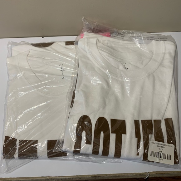 Two Travis Scott Cactus Jack one size tee shirts - Picture 4 of 9